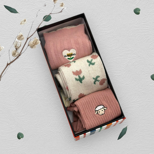 3 Pairs Of  Seamless Socks In A Gift Box