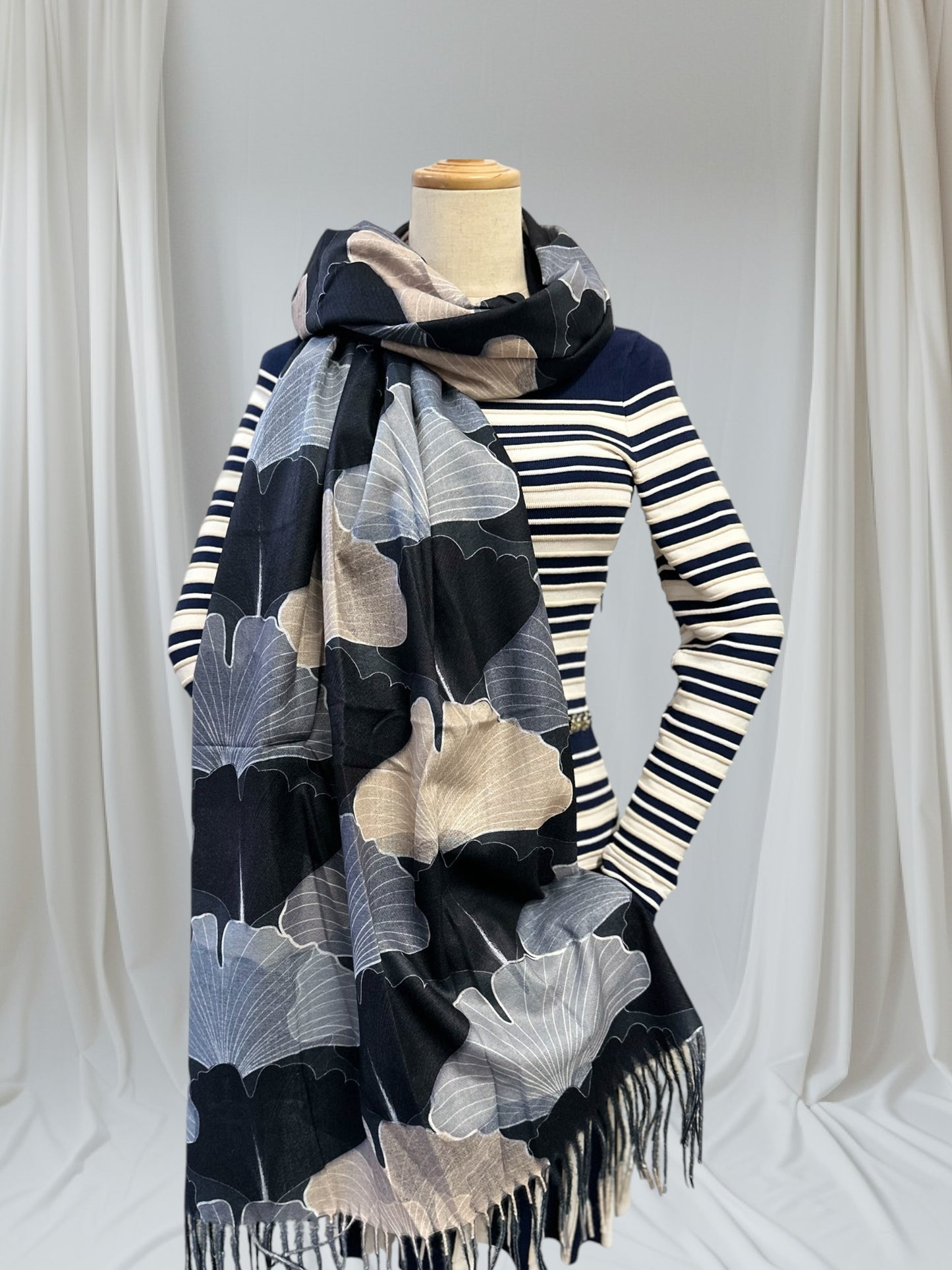 Double Sided Ginkgo Print Pashmina