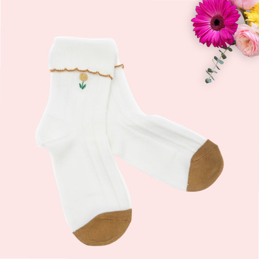 Tulip Embroidered Flower Plain Seamless Socks