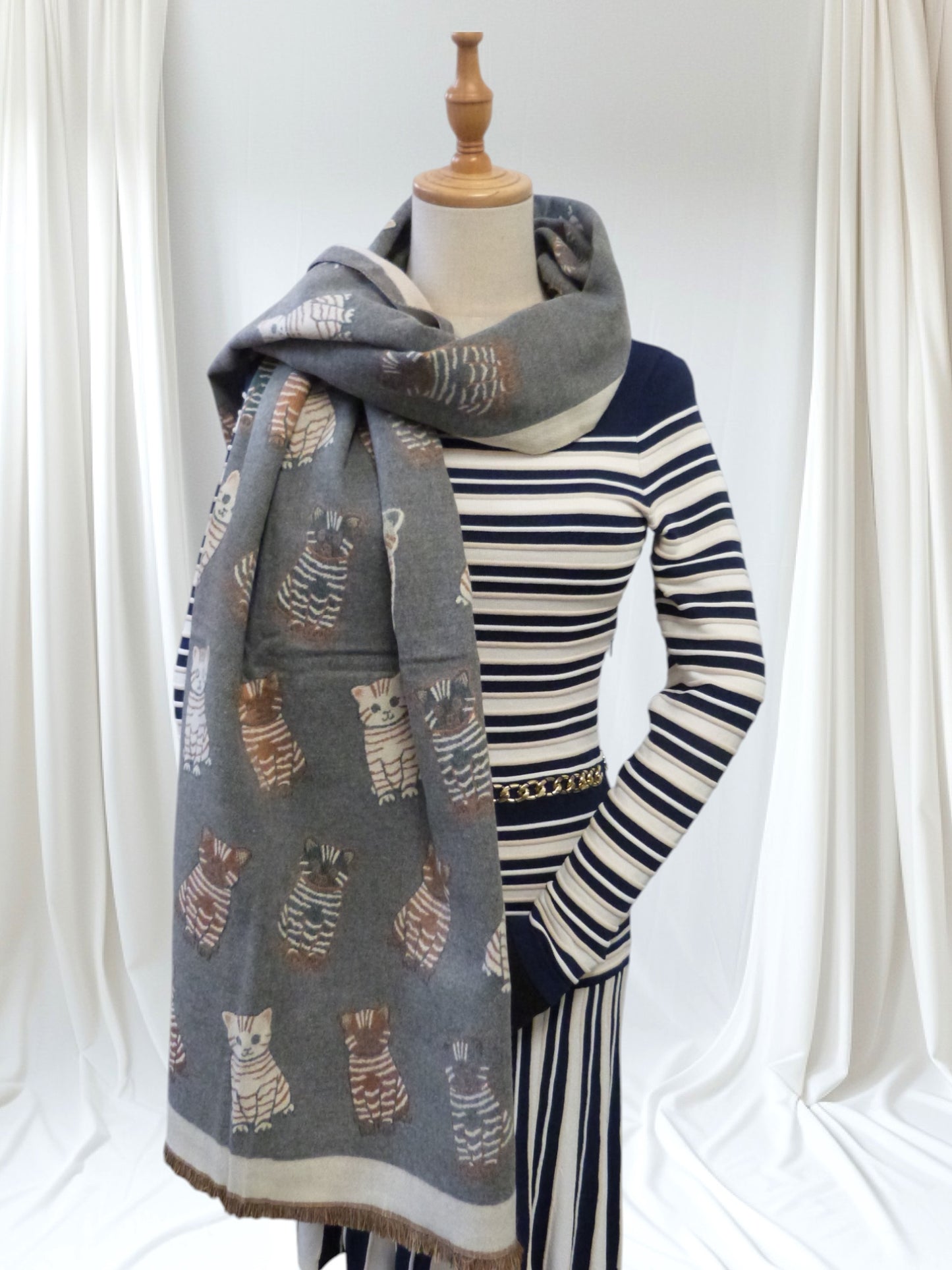 Tabby Cat  Warm Winter Wrap