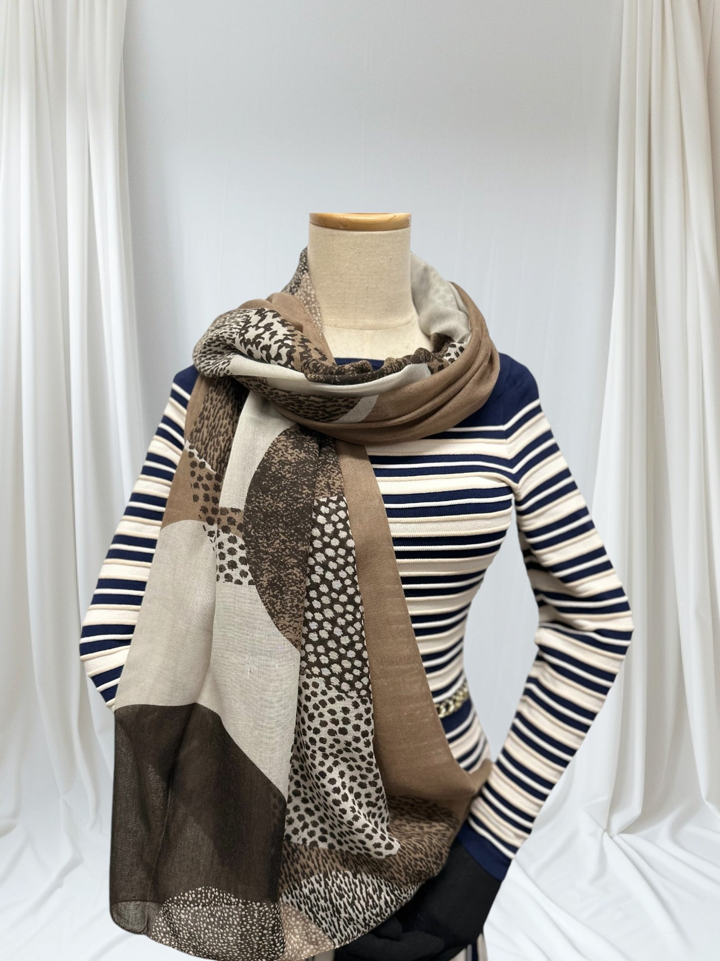 Leopard Dots Print Scarf