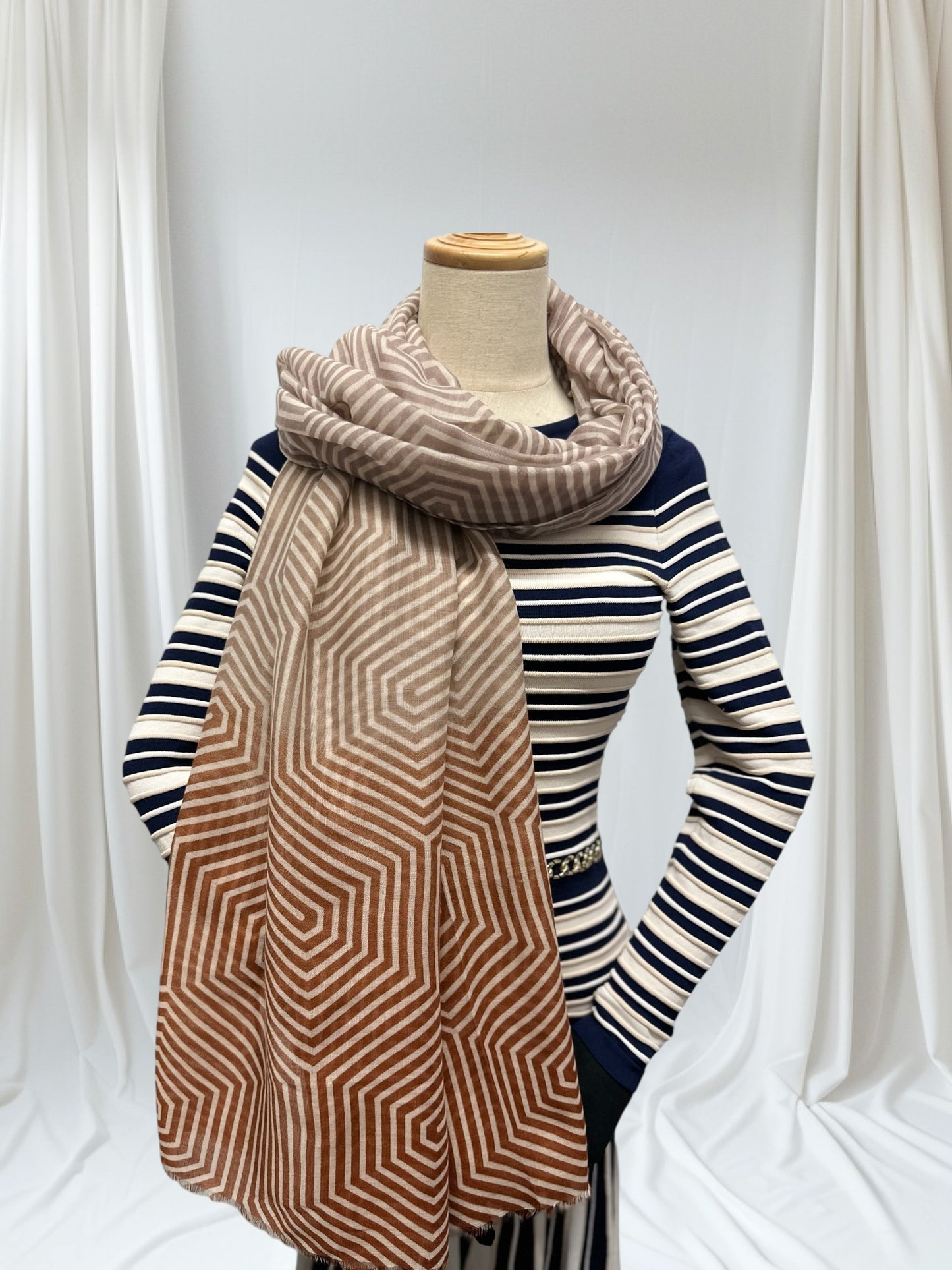 hexagonal lines Scarf