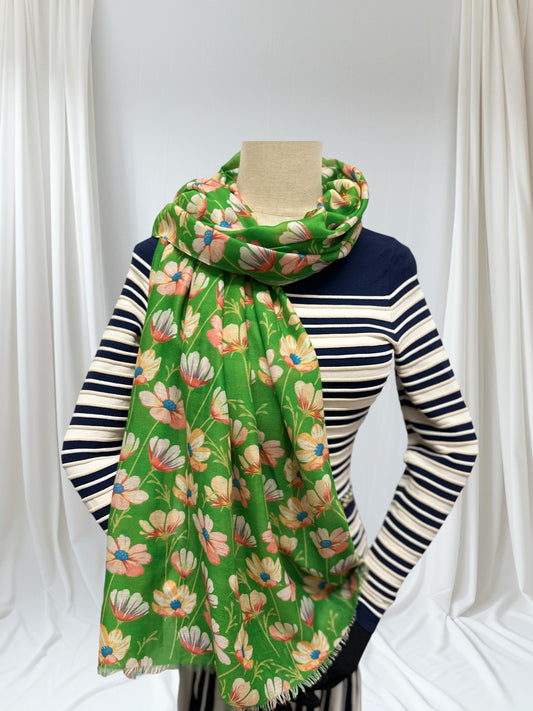 Daisy Print Scarf