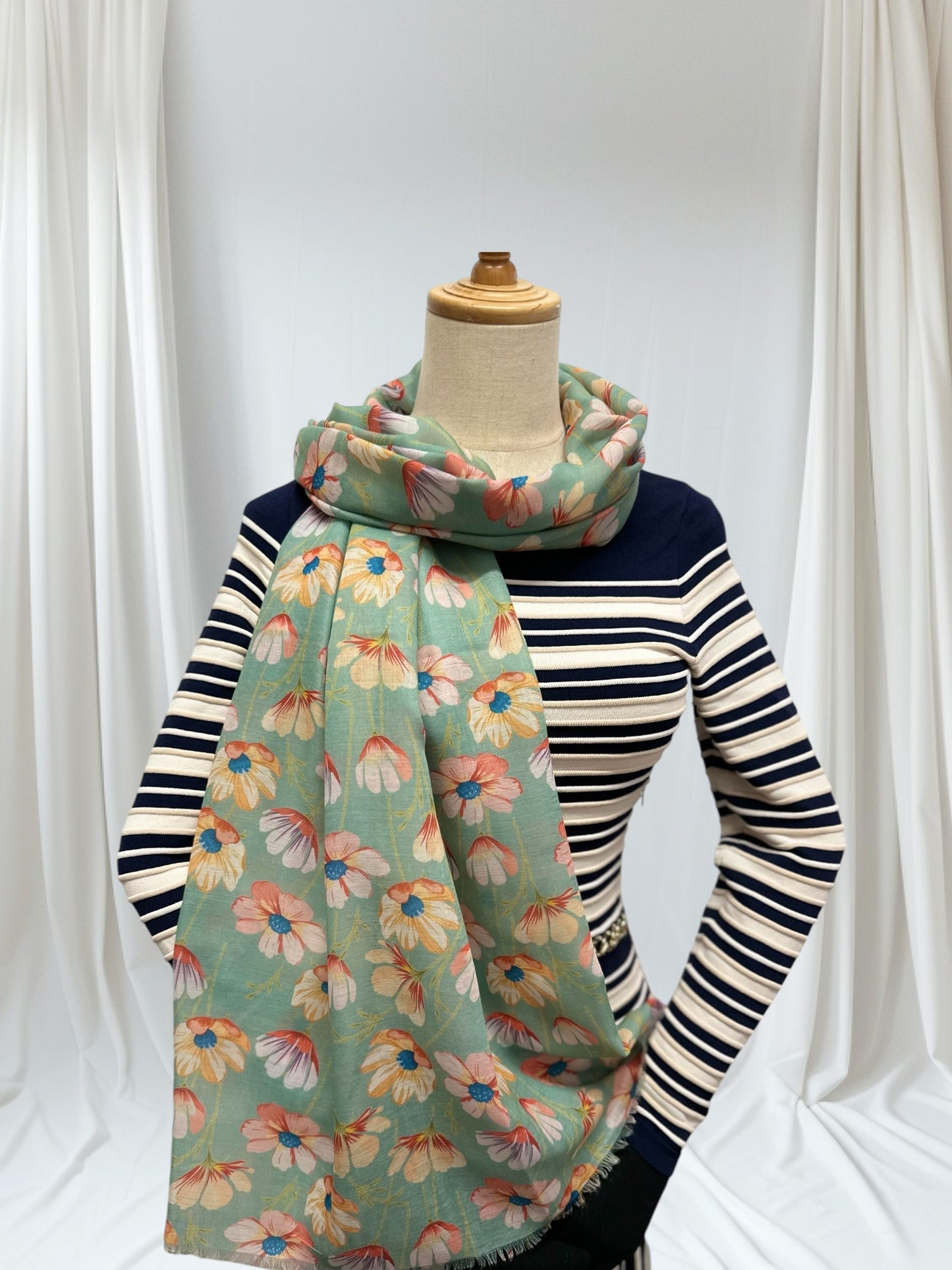 Daisy Print Scarf