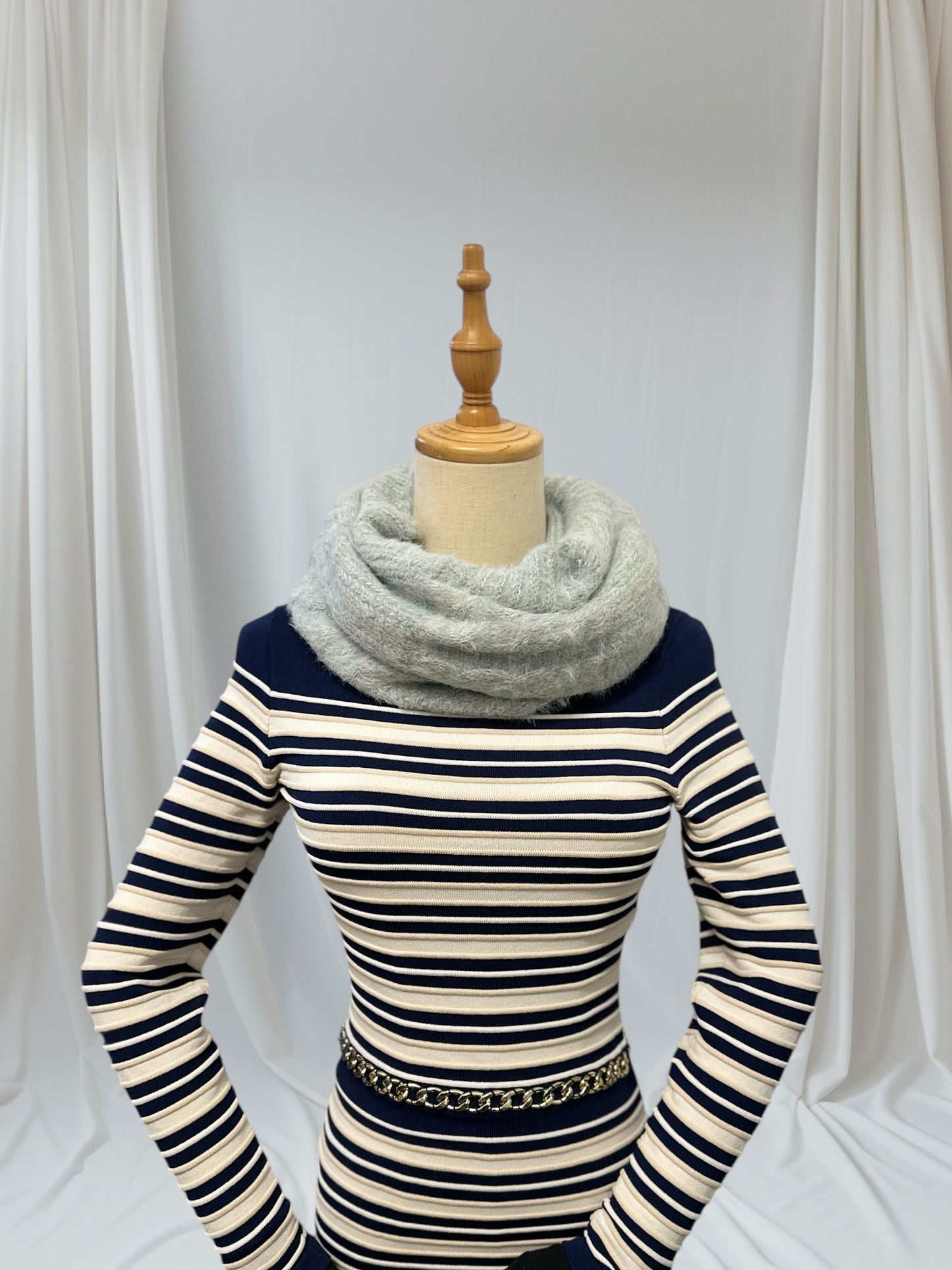 Aran style Pattern Snood