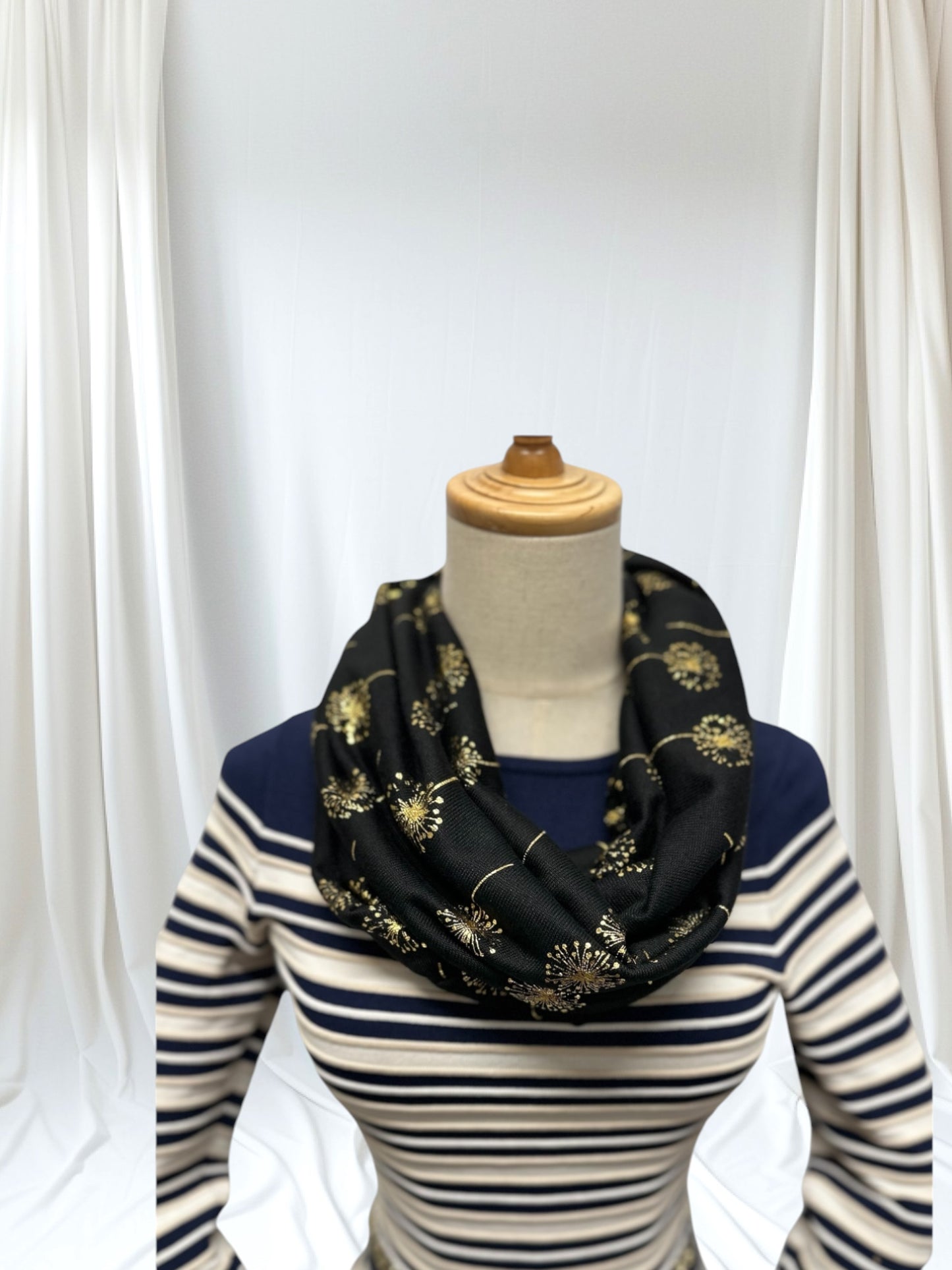 Large Glitter Dandelion Print Snood
