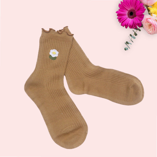 Daisy Embroidered Flower Plain Seamless Socks