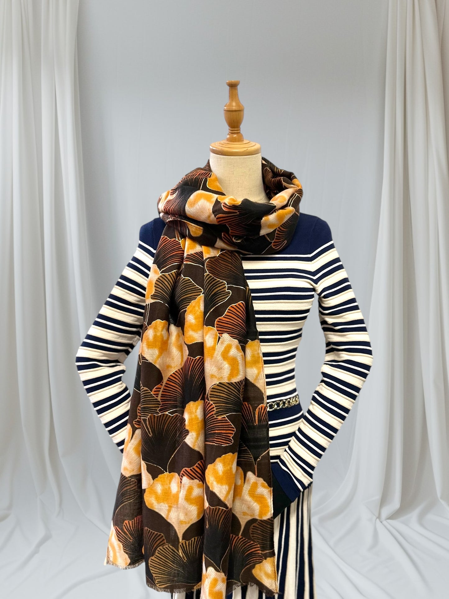 Ginkgo Flower Print Scarf