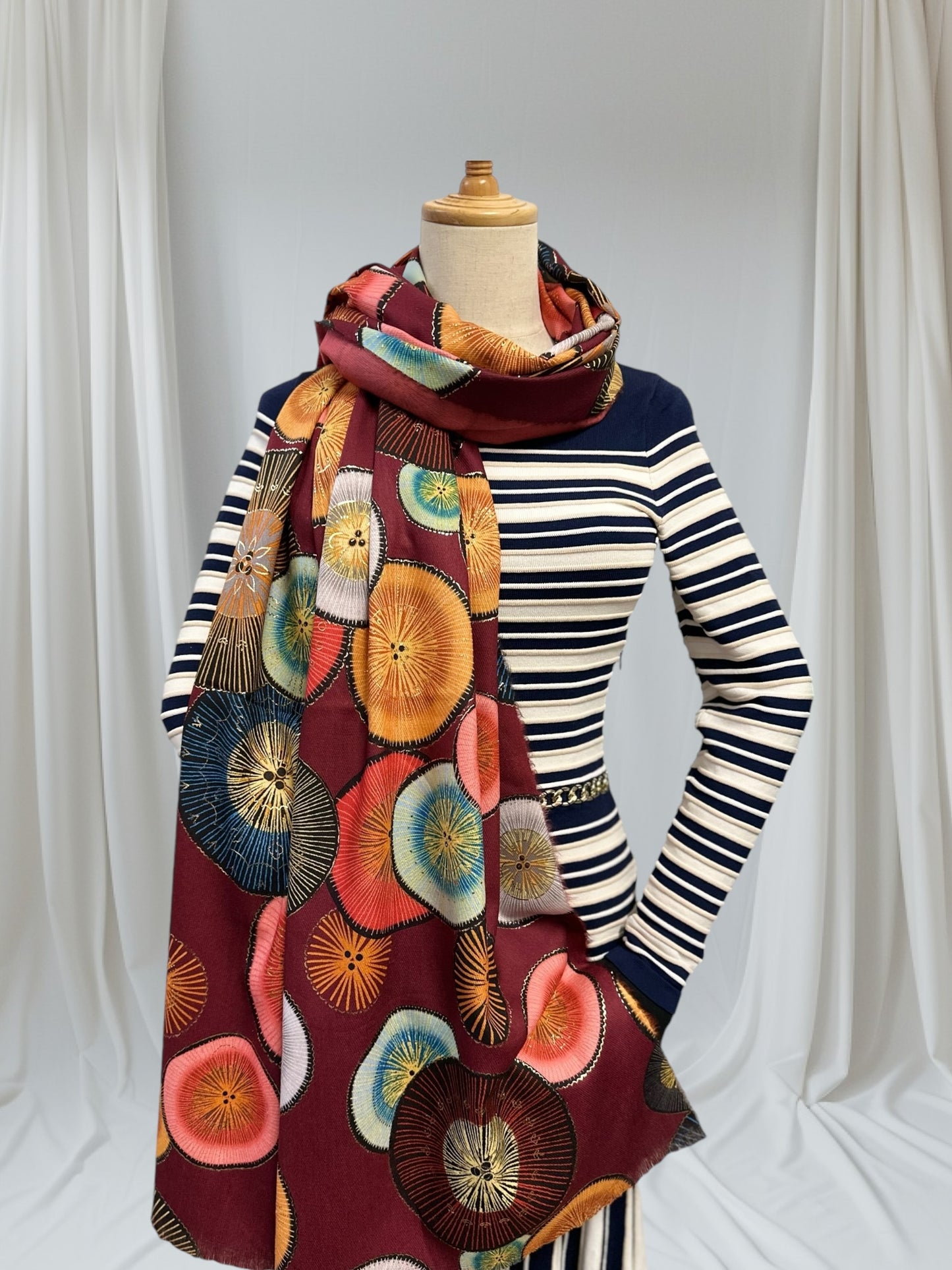 Rose gold outlined Circle Print Pashmina