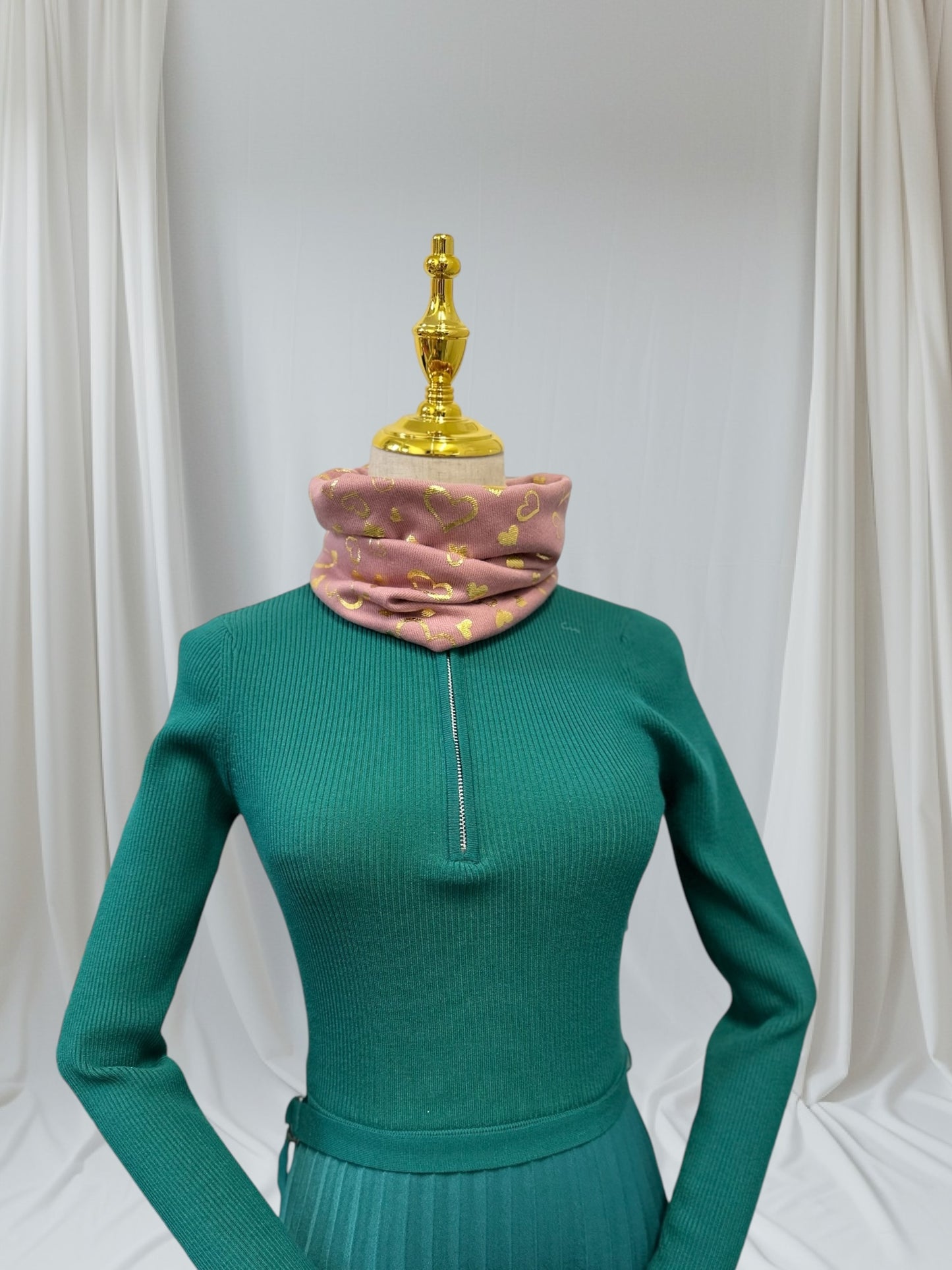 Glitter Heart Print Snood