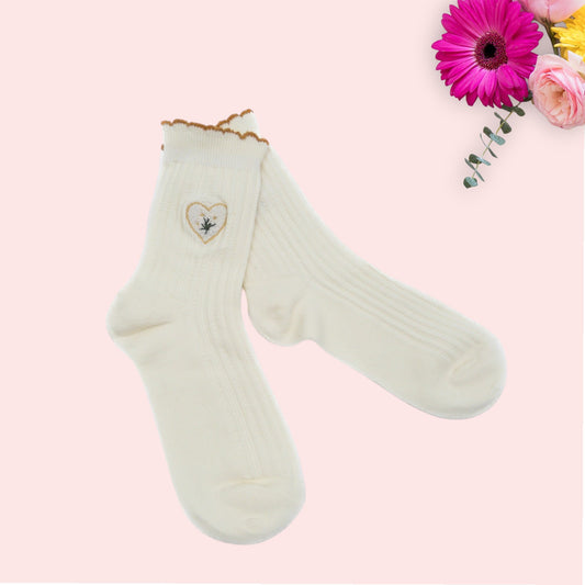 Embroidered Heart Plain Seamless