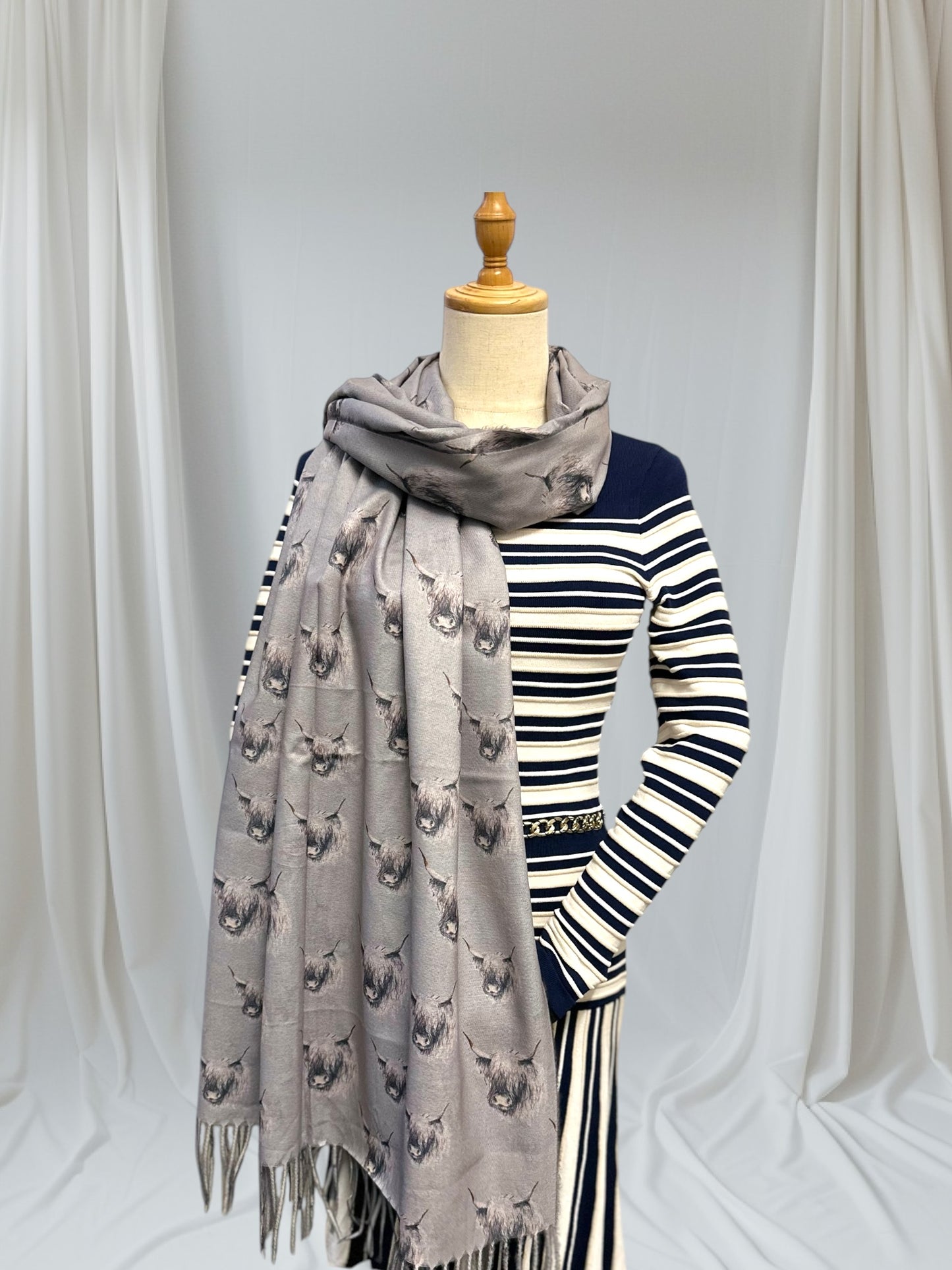 Highland Cow Beautiful Cashmere Feel Scarf