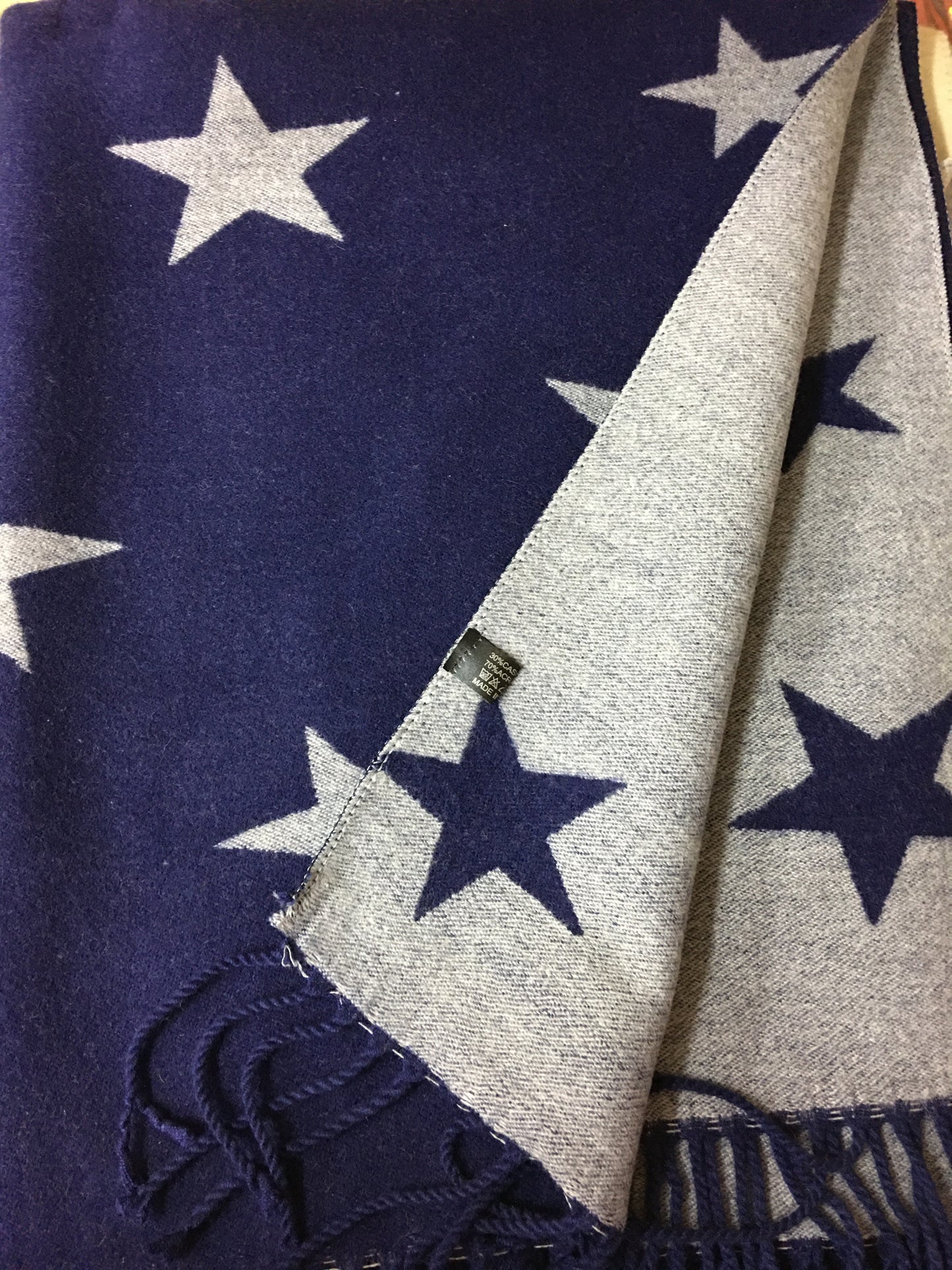 Star Pattern Winter Wrap