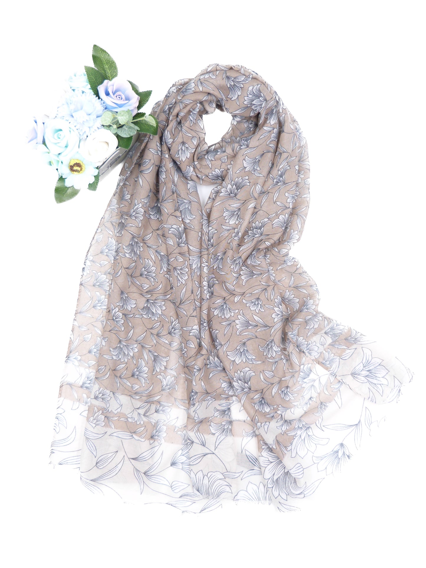 Lily print Scarf