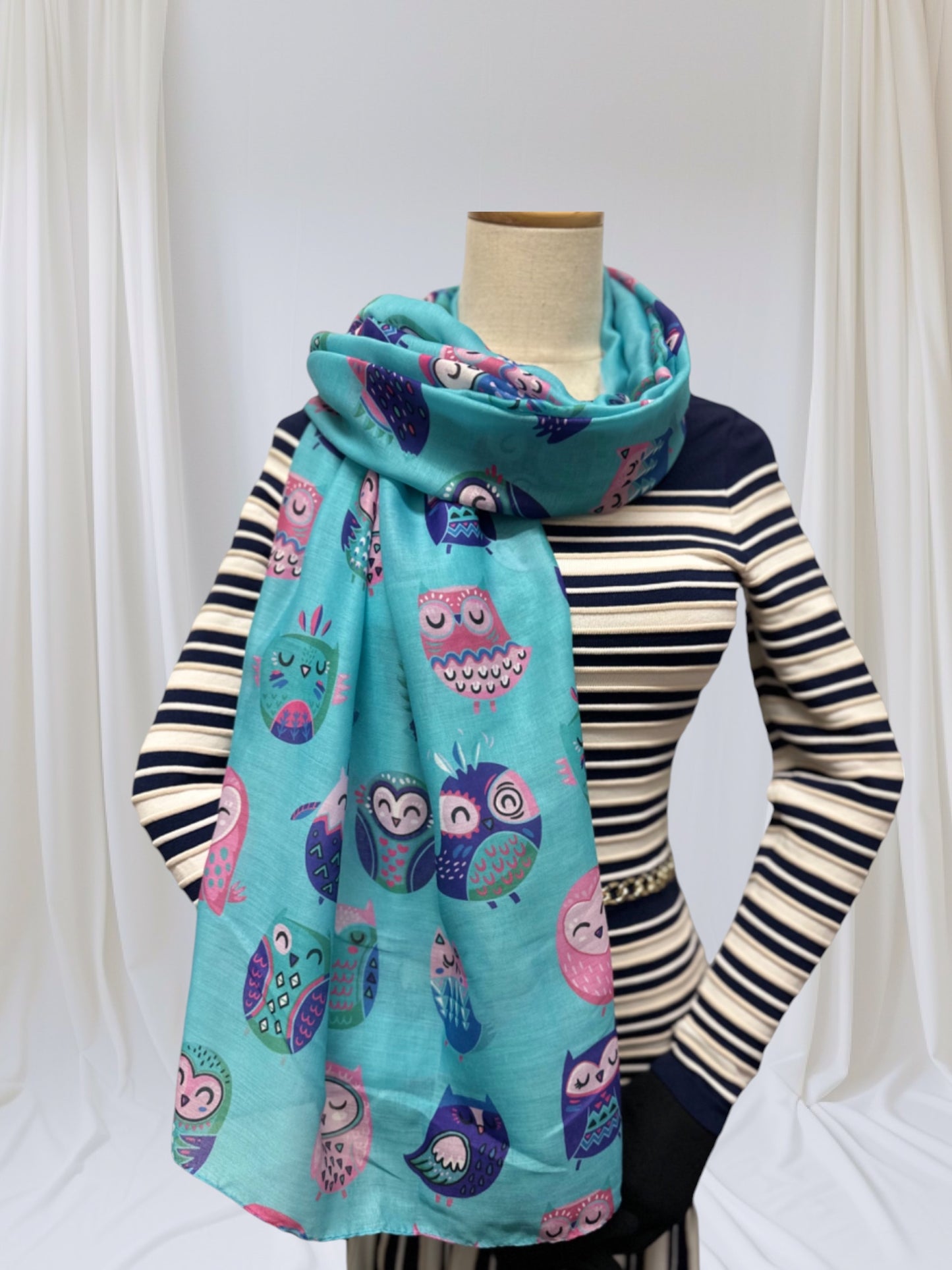Cute Wise Owl Print