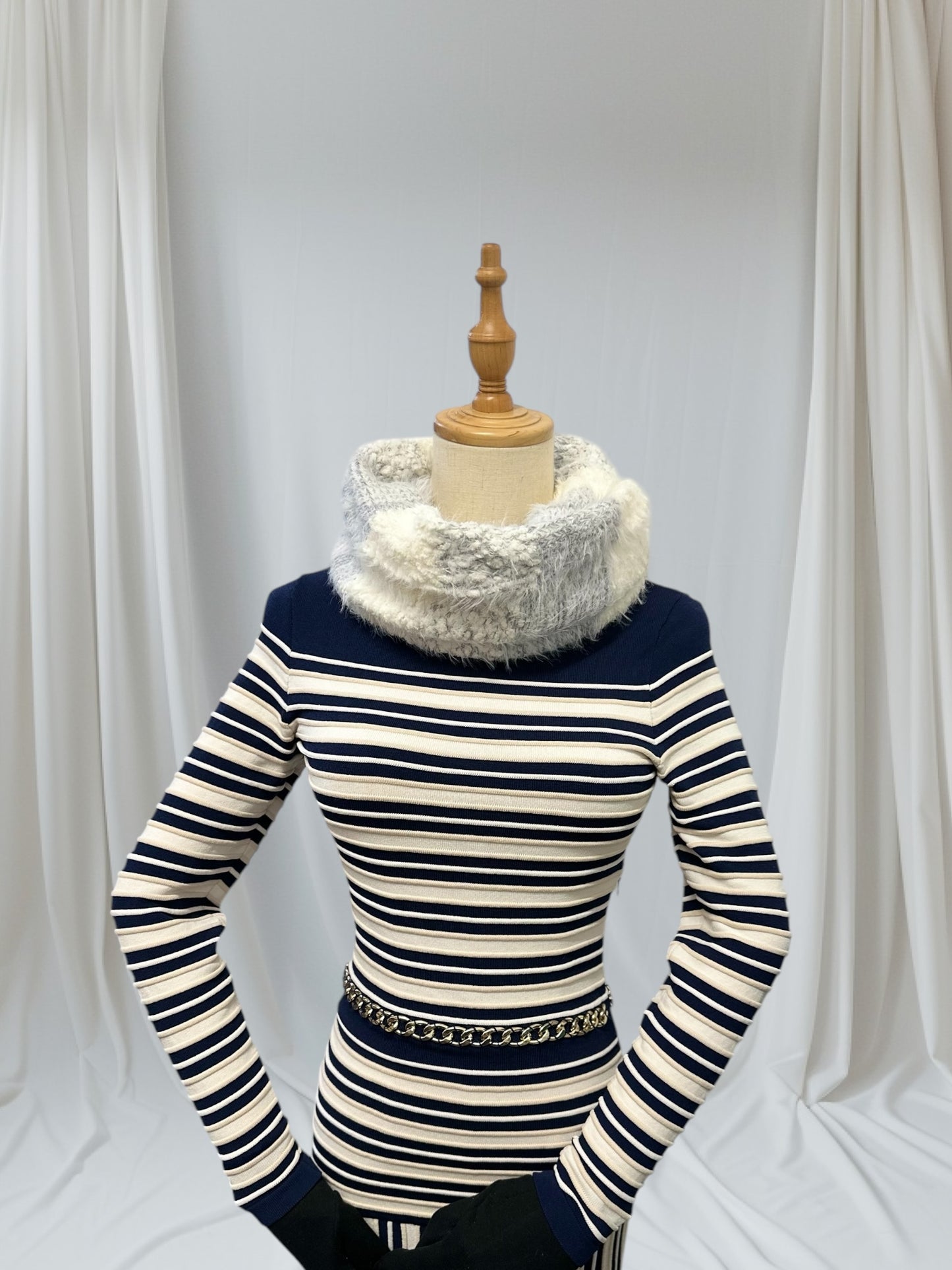 Knitted Infinity scarf snood