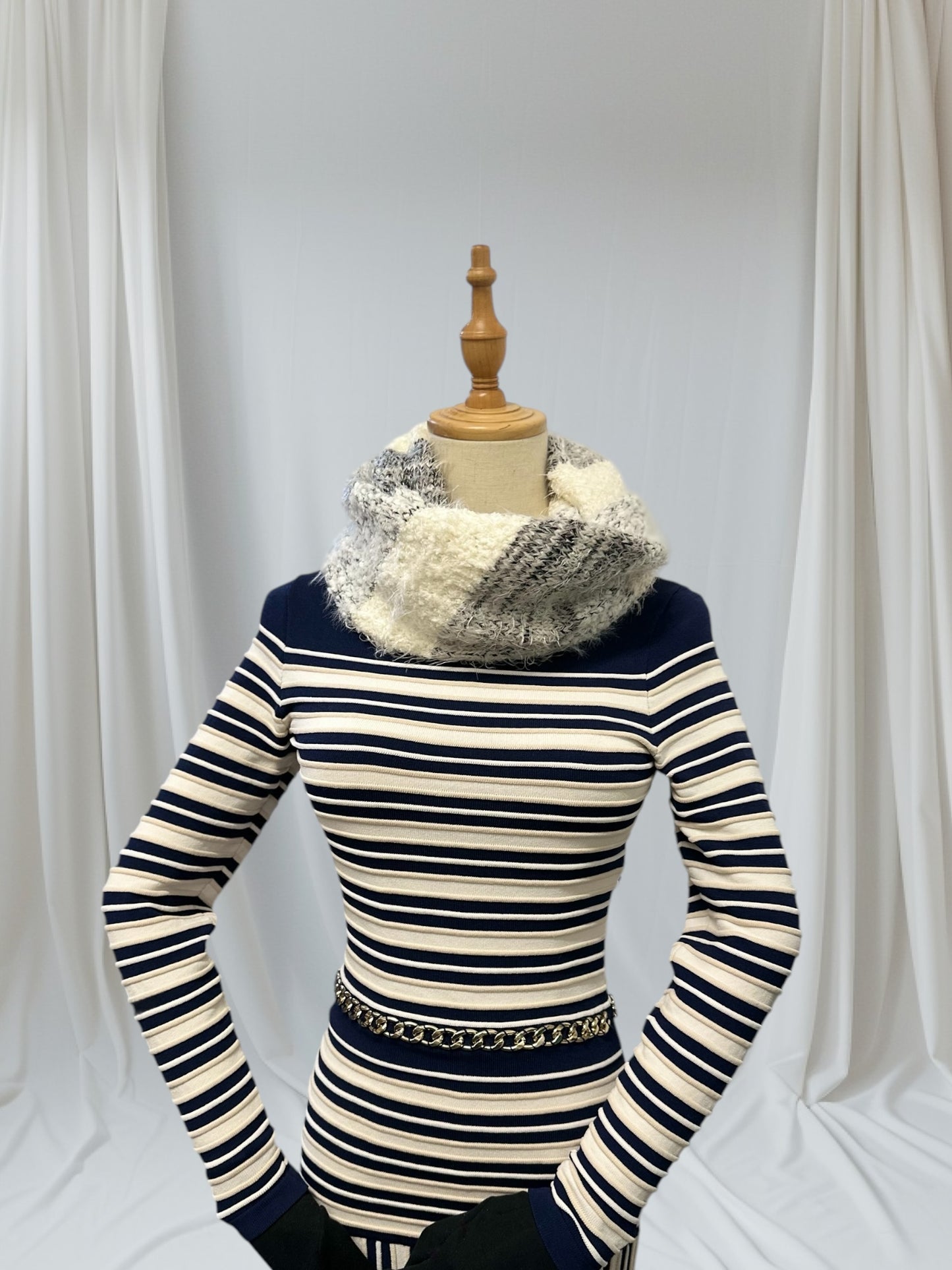 Knitted Infinity scarf snood