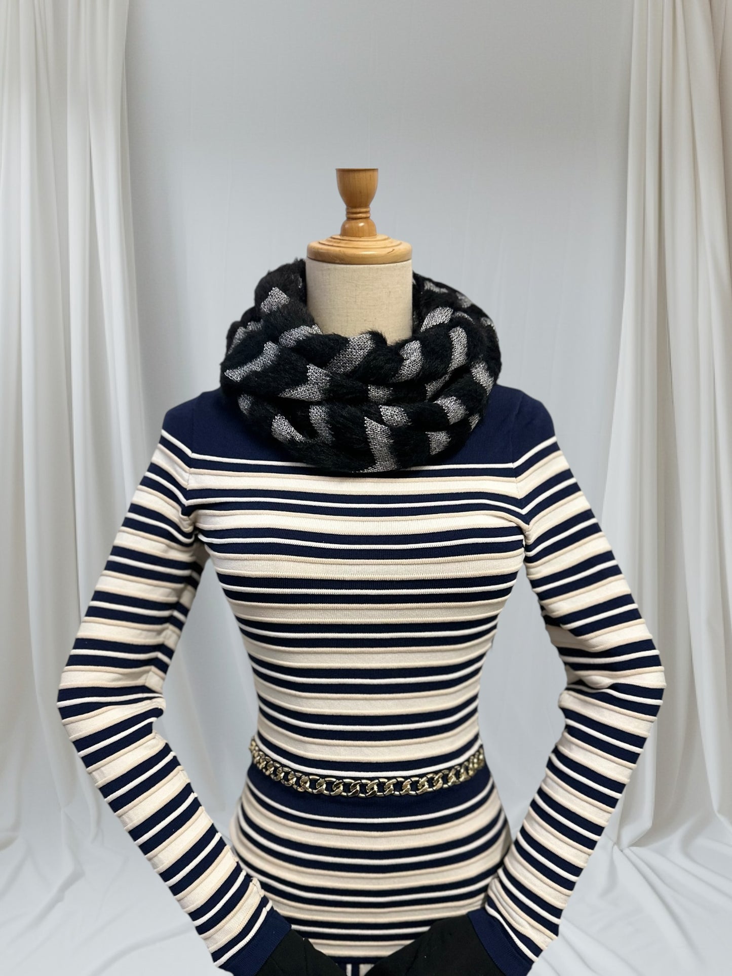 Knitted Infinity Glitter  Zigzag Snood
