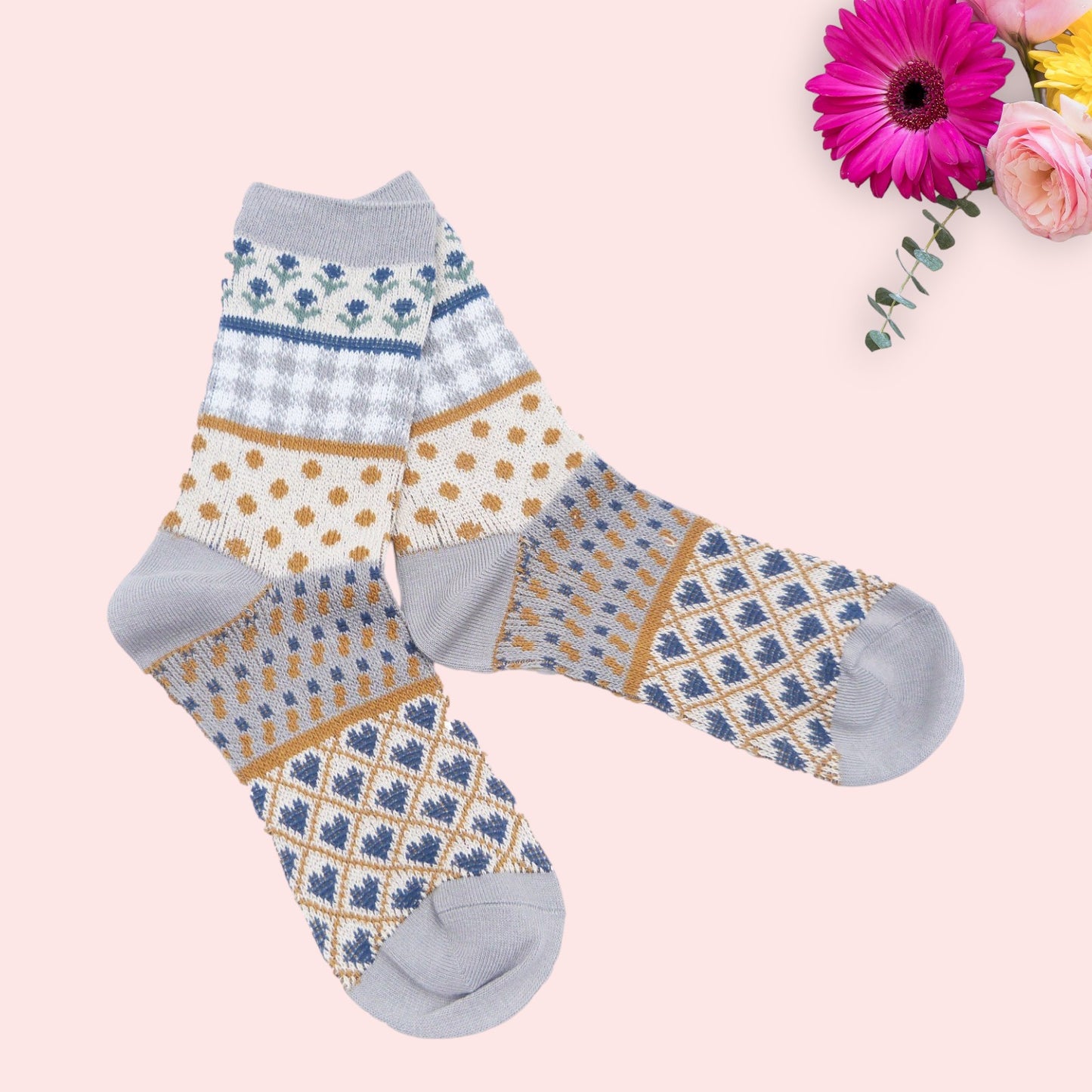 Flower Dots Heart Pattern Socks