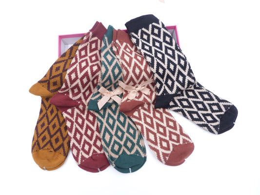 Rhombus Pattern Socks 5 Colours